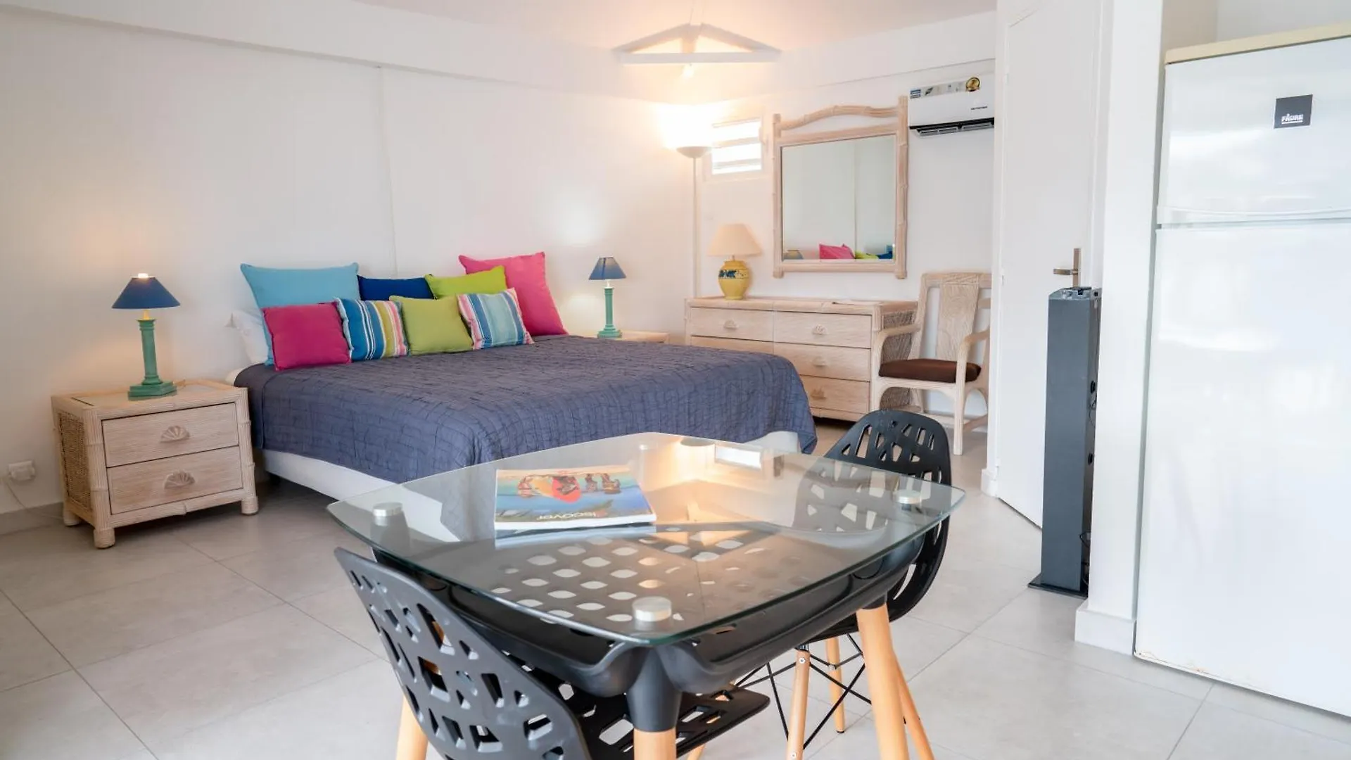 Hotel Les Balcons d'Oyster Pond Quarter of Orleans 3*,