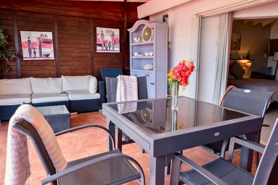Les Balcons D'Oyster Pond Hotel Quarter of Orleans 3*,